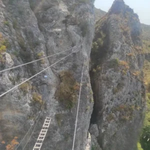Ferrata Cuestacer Silanes puente 2
