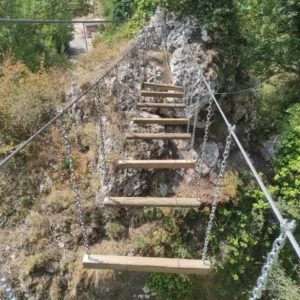 Ferrata Cuestacer Silanes puente 4